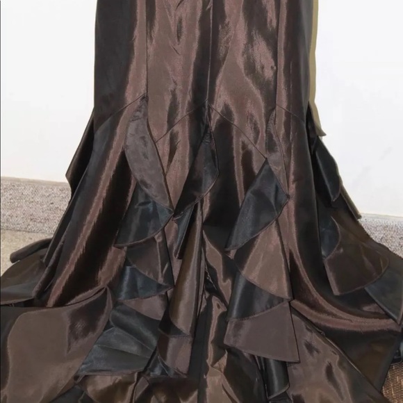 Badgley Mischka Bridesmaid Brown Gown Wedding Strapless Sweetheart Ruffle 10 - Picture 8 of 12